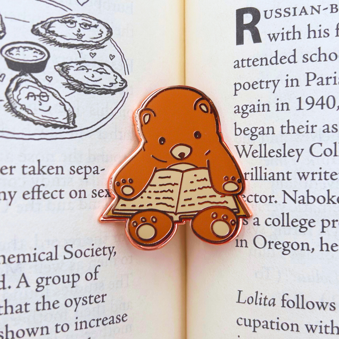 Jory, the baby book bear (pin)